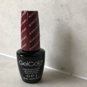 Opi gel polish in Romeo and Juliet